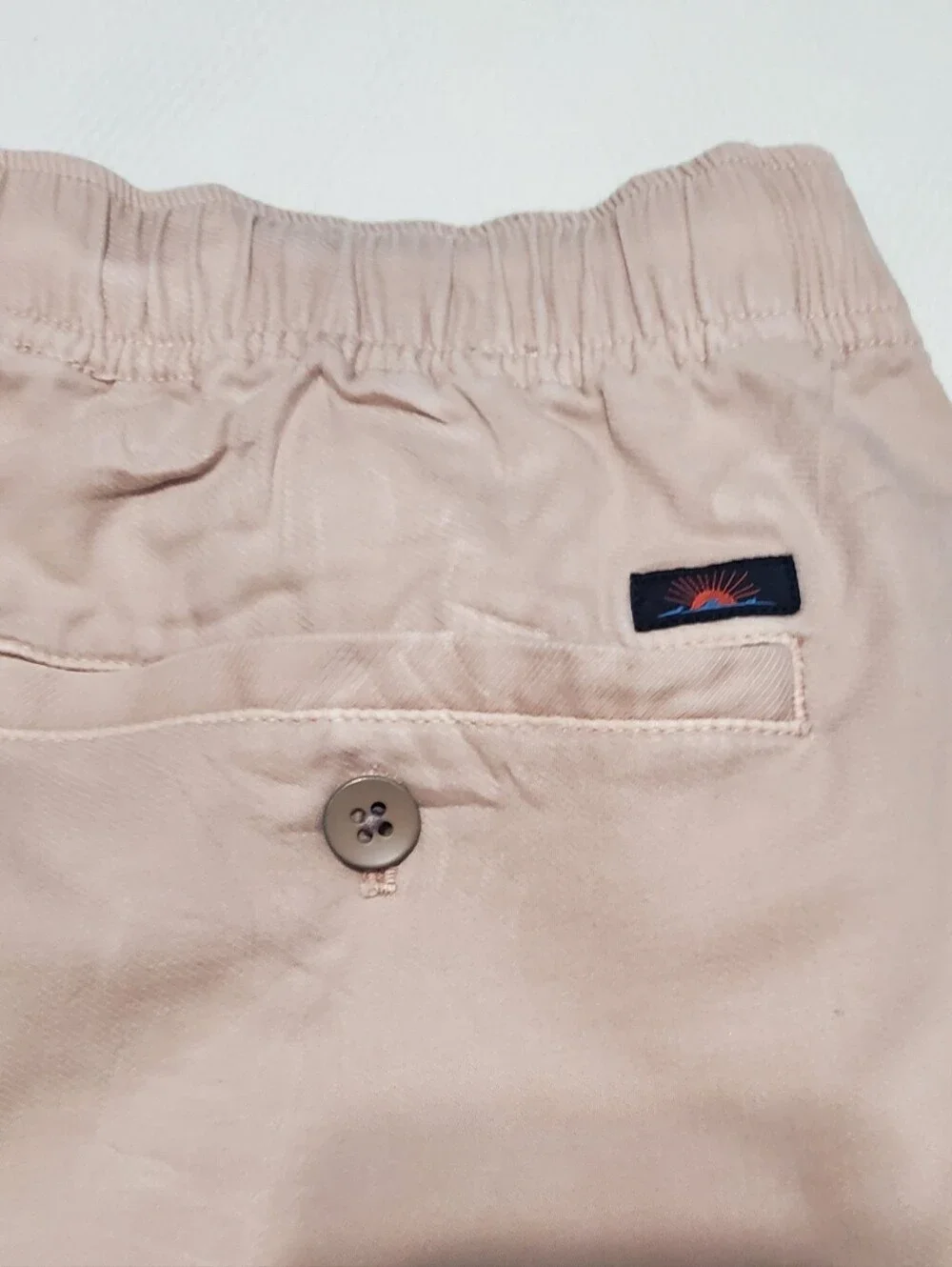 Faherty Essentials Drawstring Hybrid Shorts in Dusty Rose Mens Small